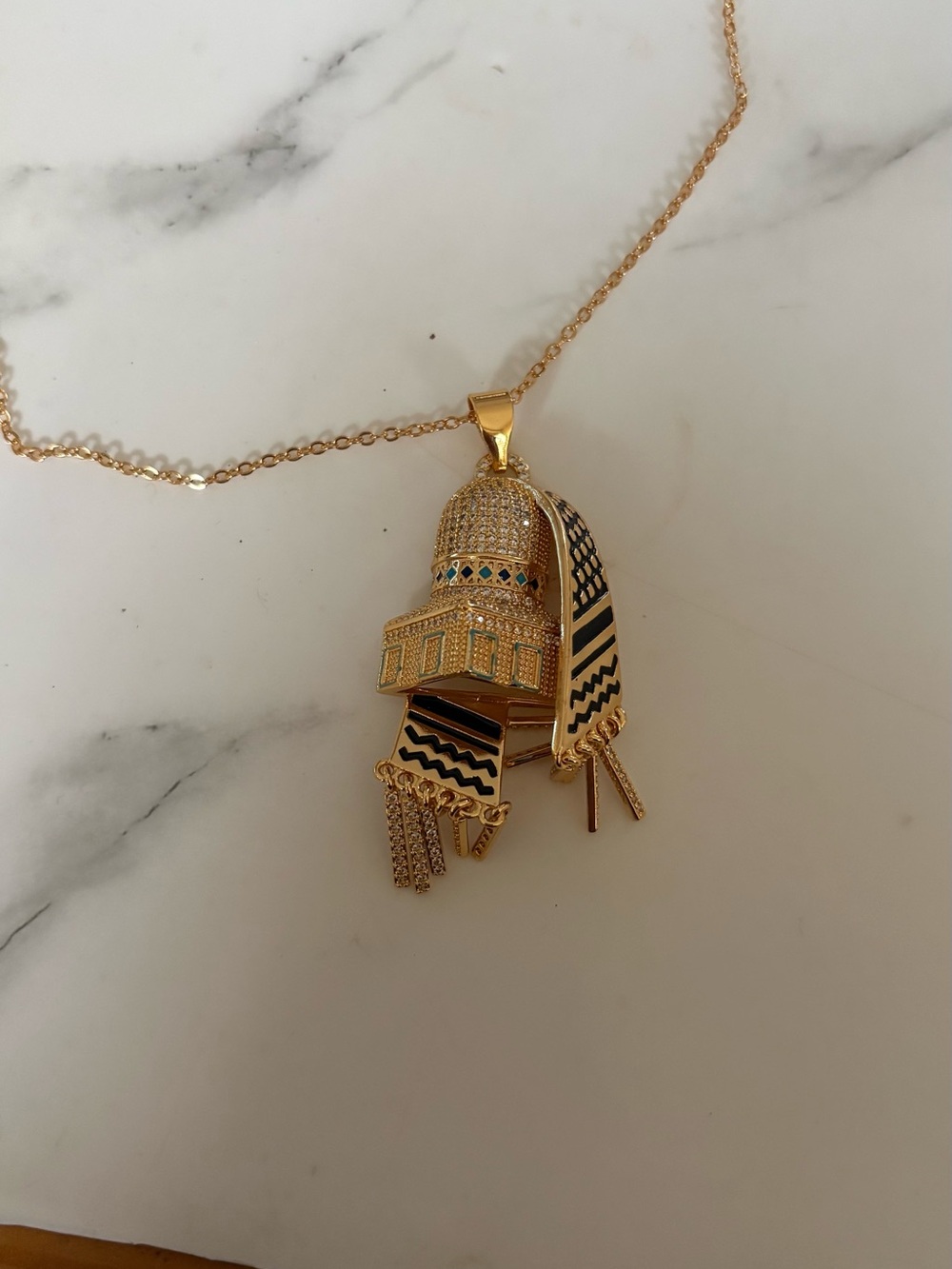 Gold Plated Decorative Pendant Necklace - Women Jewelry